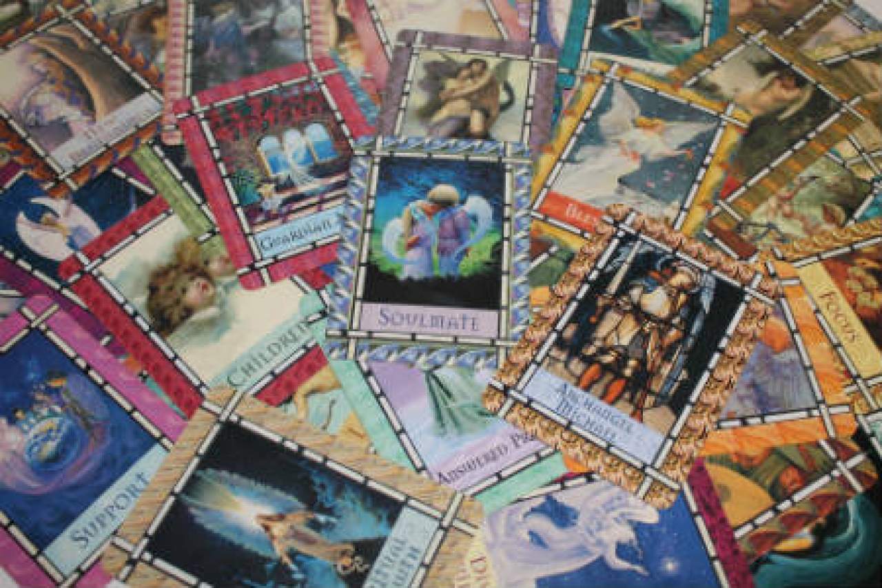 ¿Conoces el tarot de los ángeles?
