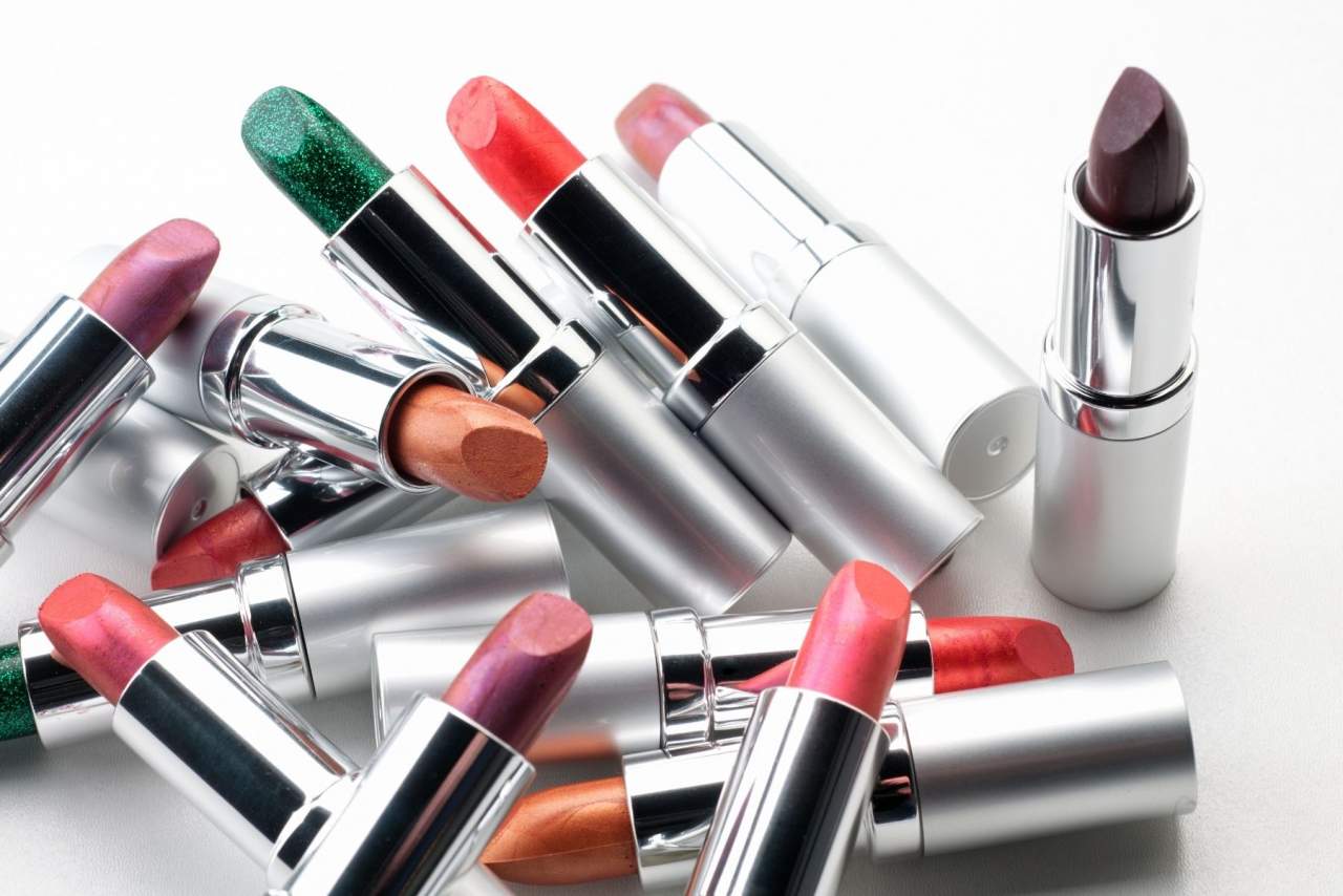 Descubre los labiales perfectos para piel morena oscura