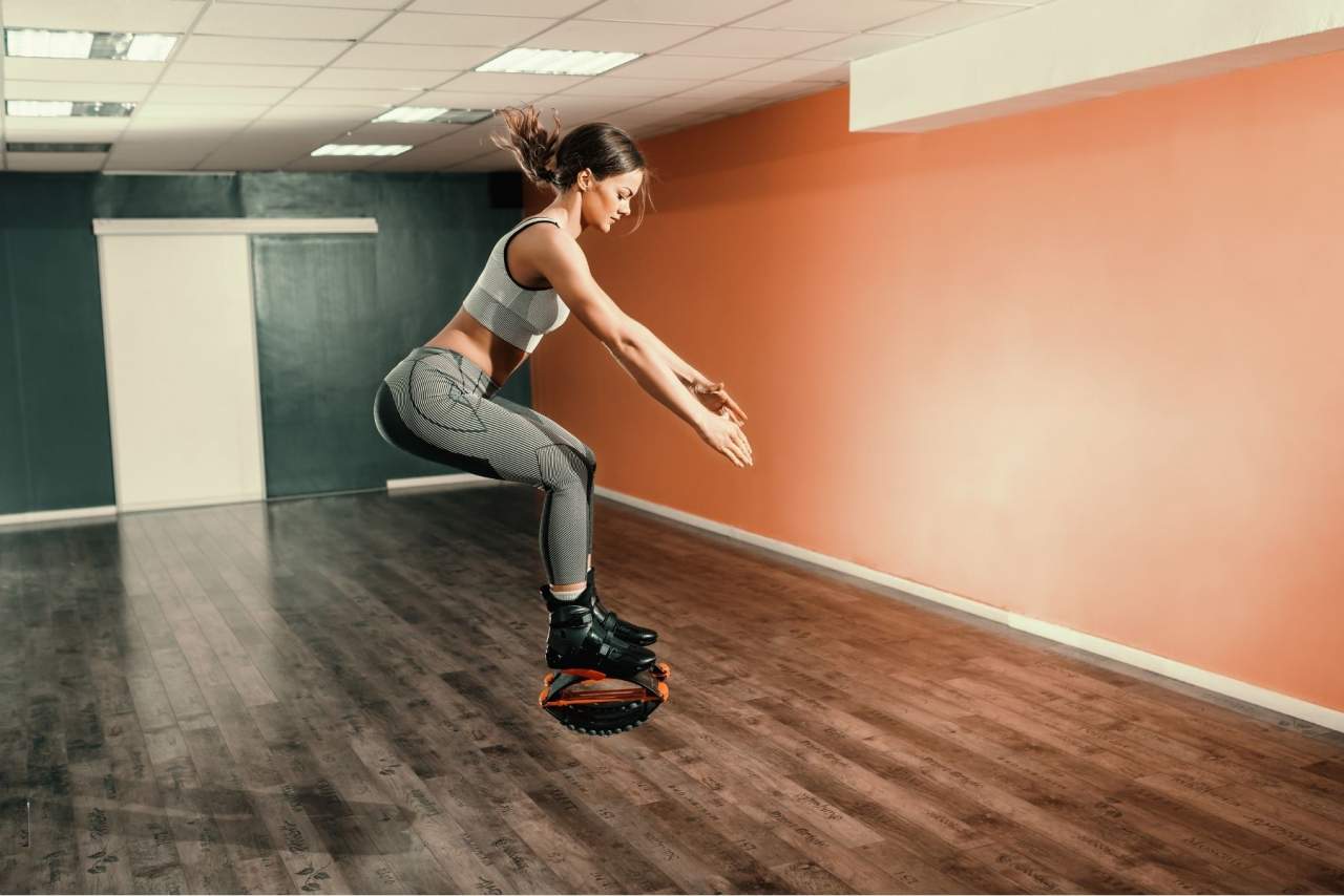 Vanity Fit cuenta los beneficios de las botas de rebote o Kangoo Jumps