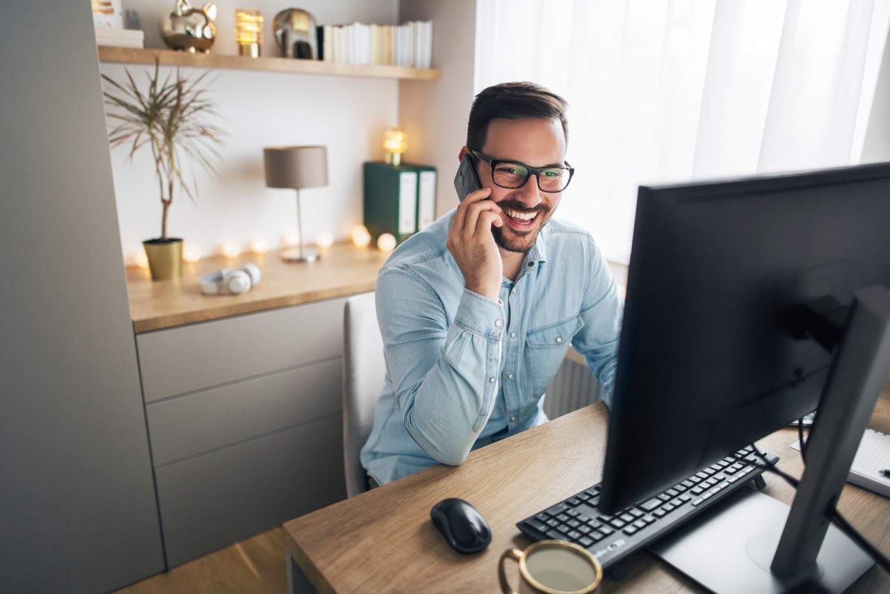 Ingresos Pasivos: ¿Cómo trabajar desde casa y ser tu propio jefe?