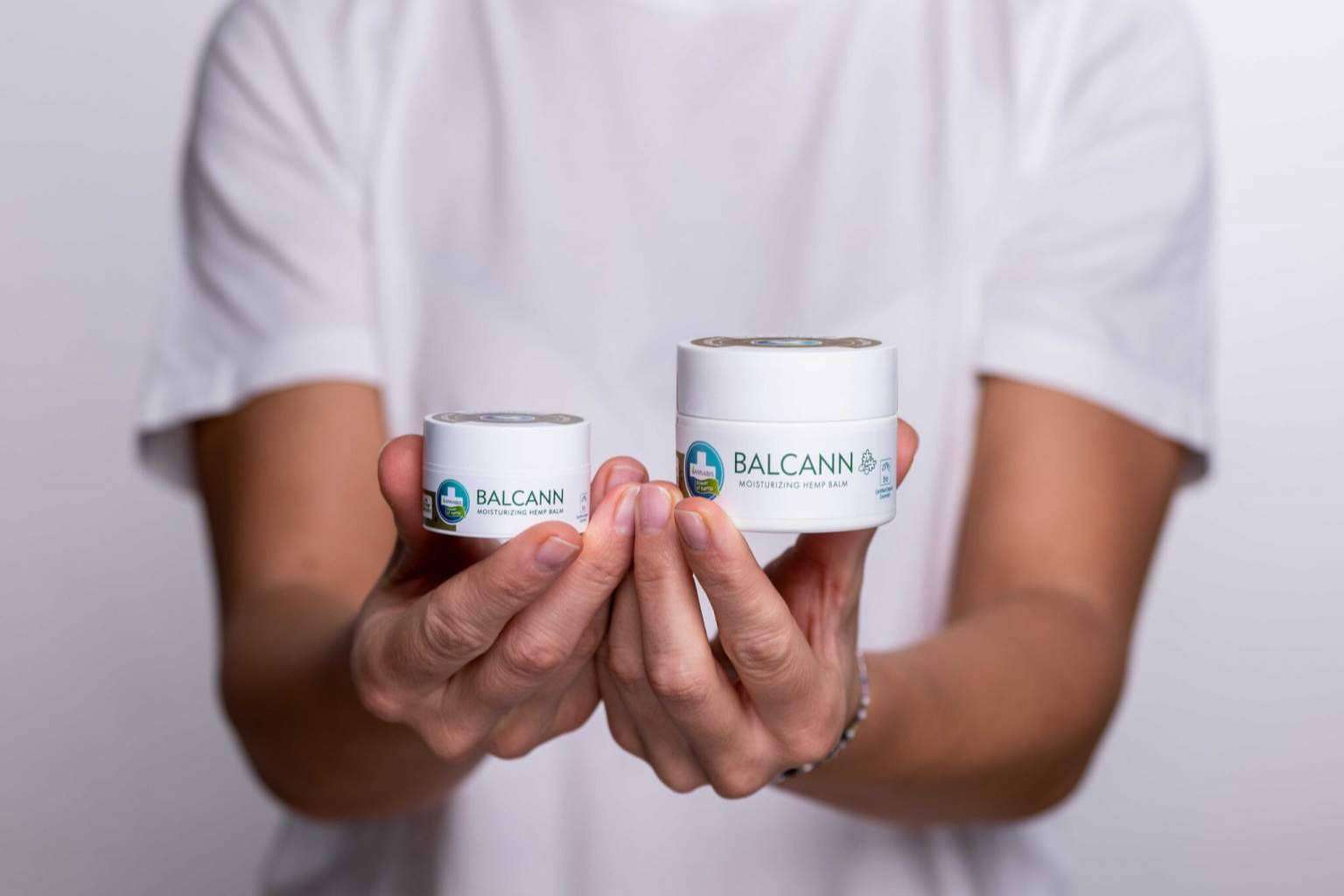 Lucir unos pies sanos este verano con la crema de cannabis de Annabis