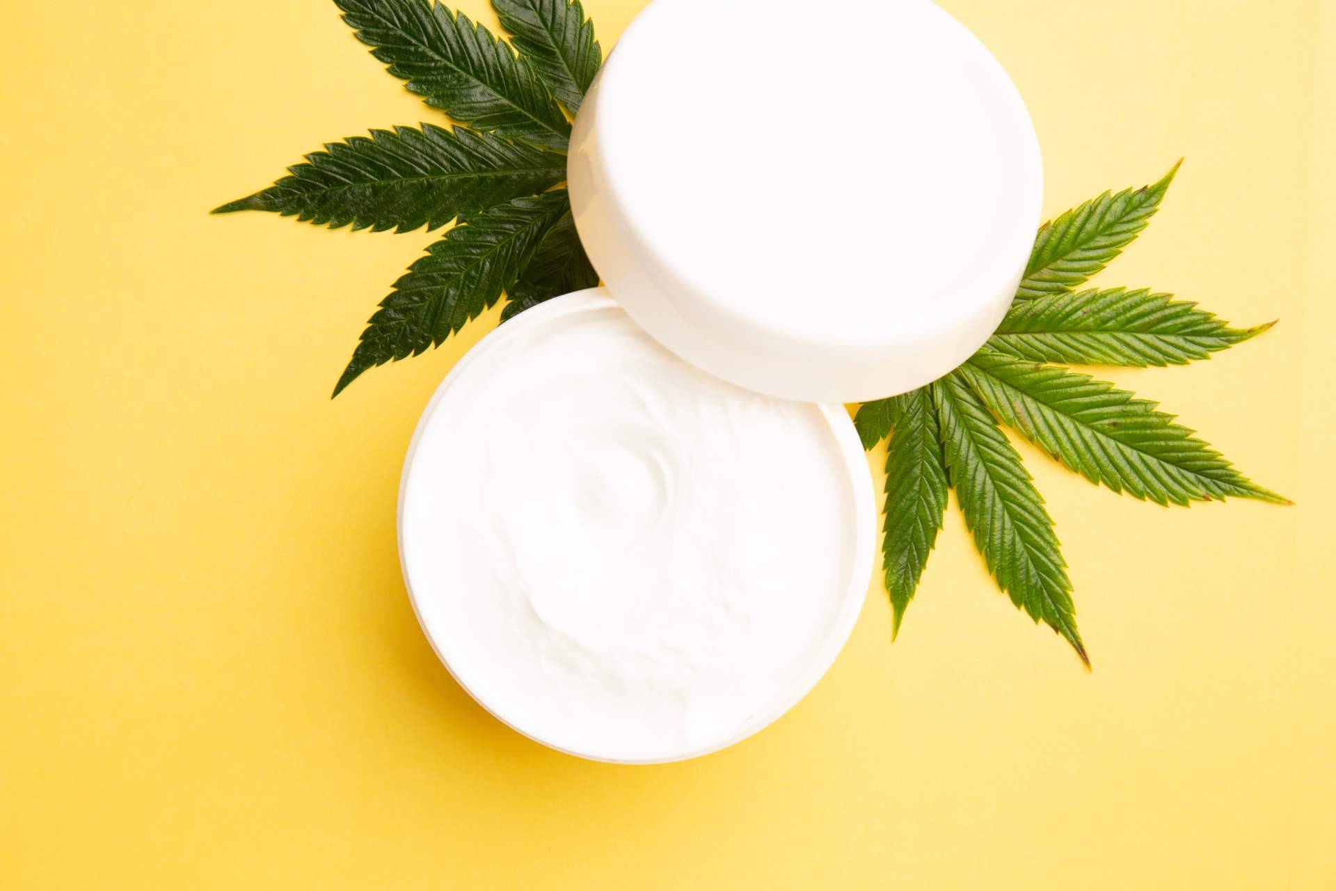 CBD Torrejón dispone de Arthoren, una crema de CBD efectiva para psoriasis, dermatitis y para calmar dolores agudos